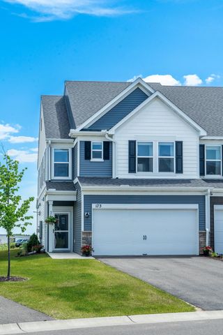 173 Junco Road N, Lake Elmo, MN 55042
