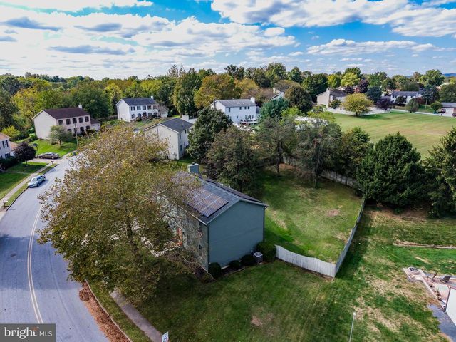 881 ACRI RD, Mechanicsburg, PA 17050