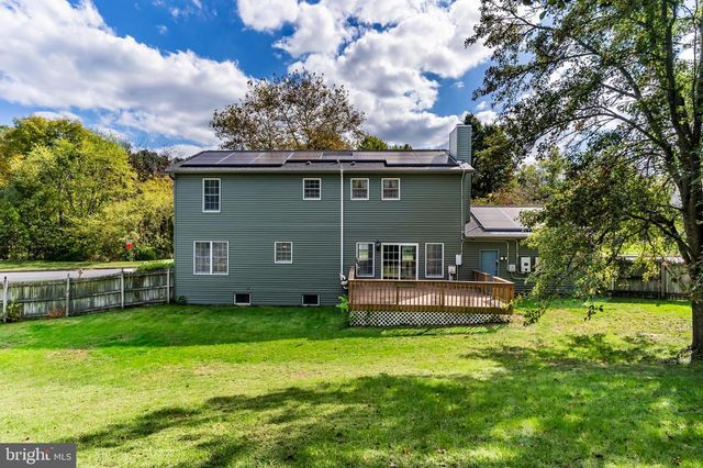 881 ACRI RD, Mechanicsburg, PA 17050