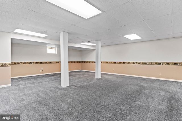 881 ACRI RD, Mechanicsburg, PA 17050
