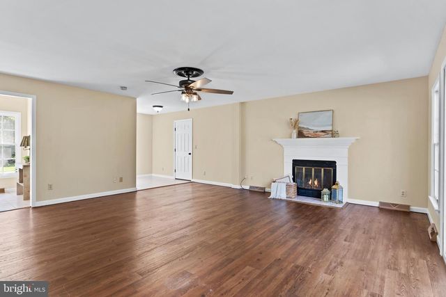 881 ACRI RD, Mechanicsburg, PA 17050