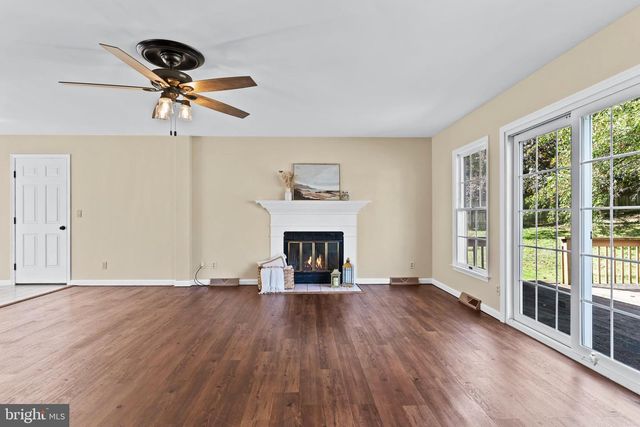 881 ACRI RD, Mechanicsburg, PA 17050