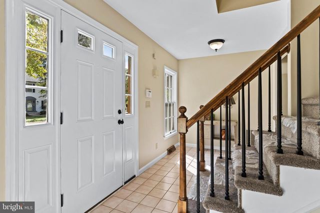 881 ACRI RD, Mechanicsburg, PA 17050