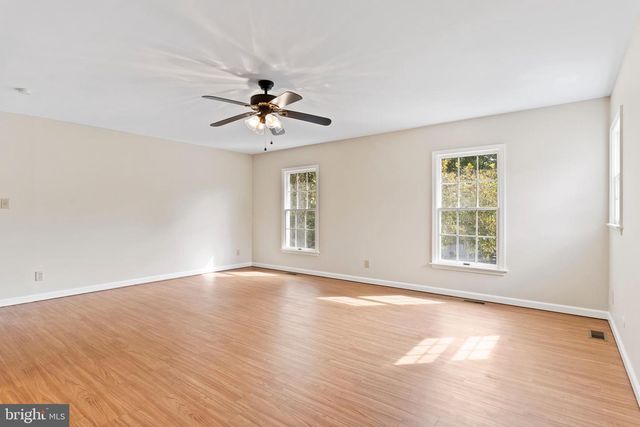 881 ACRI RD, Mechanicsburg, PA 17050