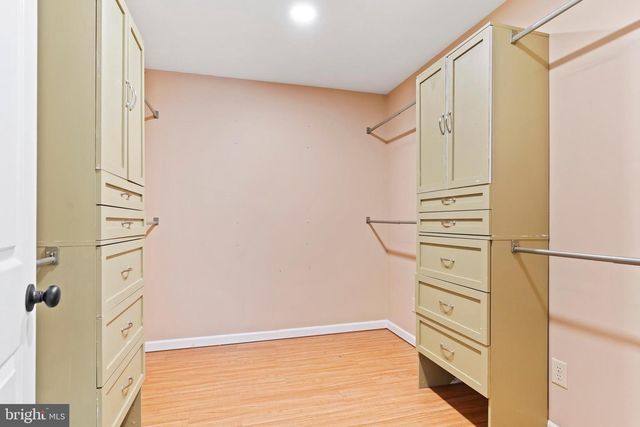 881 ACRI RD, Mechanicsburg, PA 17050