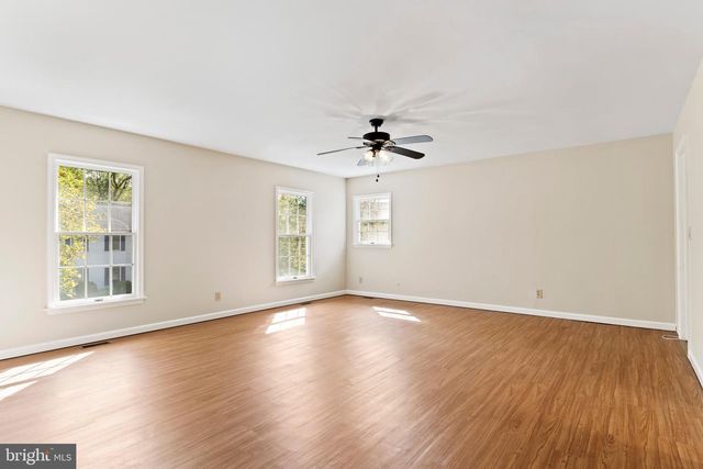 881 ACRI RD, Mechanicsburg, PA 17050