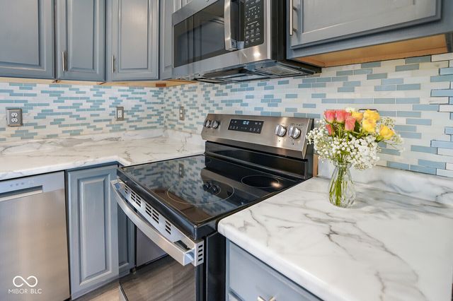 504 Cahill Lane, Indianapolis, IN 46214