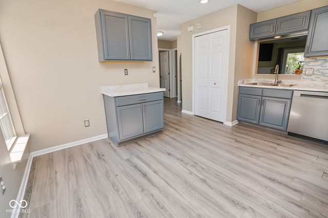 504 Cahill Lane, Indianapolis, IN 46214