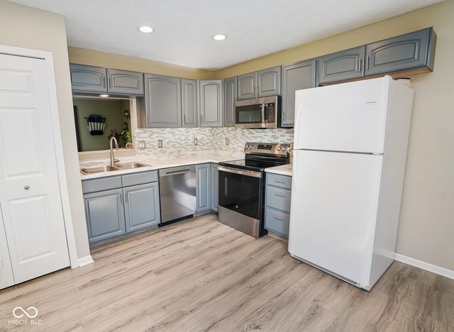 504 Cahill Lane, Indianapolis, IN 46214