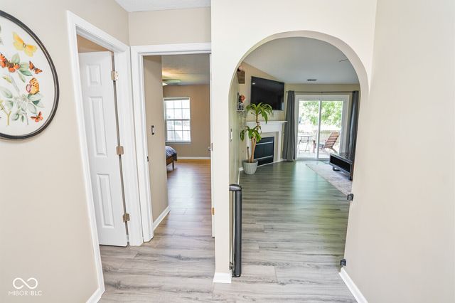 504 Cahill Lane, Indianapolis, IN 46214