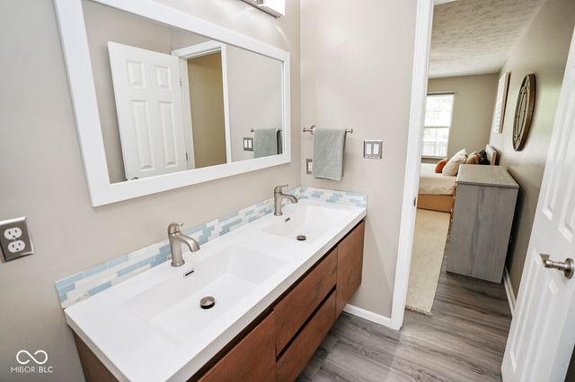 504 Cahill Lane, Indianapolis, IN 46214