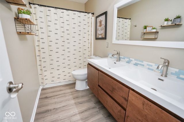 504 Cahill Lane, Indianapolis, IN 46214