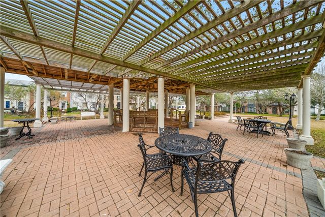 18 Townhouse Lane, Corpus Christi, TX 78412