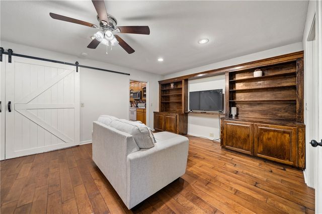 18 Townhouse Lane, Corpus Christi, TX 78412