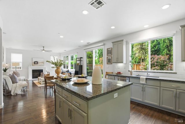 4245 Wine Country Ct, Napa, CA 94558