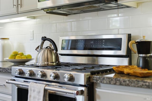 4245 Wine Country Ct, Napa, CA 94558