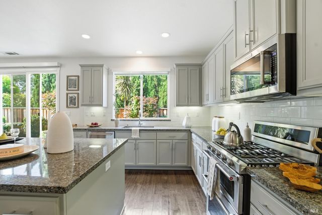 4245 Wine Country Ct, Napa, CA 94558