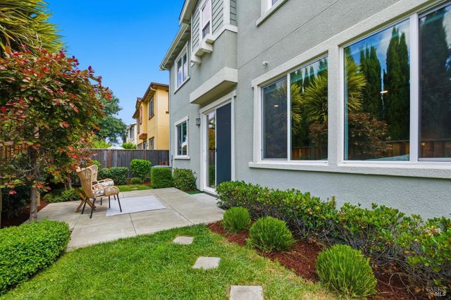 4245 Wine Country Ct, Napa, CA 94558