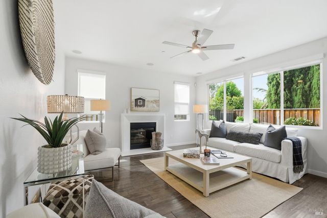 4245 Wine Country Ct, Napa, CA 94558