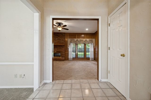 2505 Copper Creek Lane, Carrollton, TX 75006