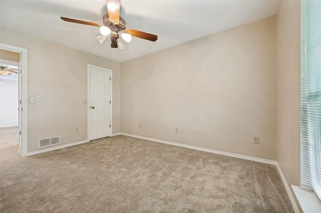 2505 Copper Creek Lane, Carrollton, TX 75006