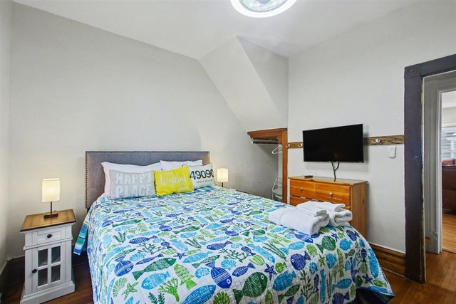 555 Saint Joseph Street, South Haven, MI 49090