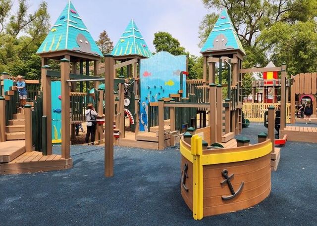 555 Saint Joseph Street, South Haven, MI 49090