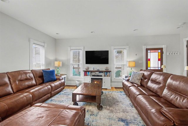 555 Saint Joseph Street, South Haven, MI 49090