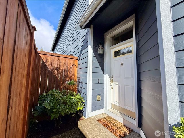 4709 Stonegate Street SE, Lacey, WA 98503