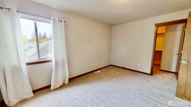 4709 Stonegate Street SE, Lacey, WA 98503