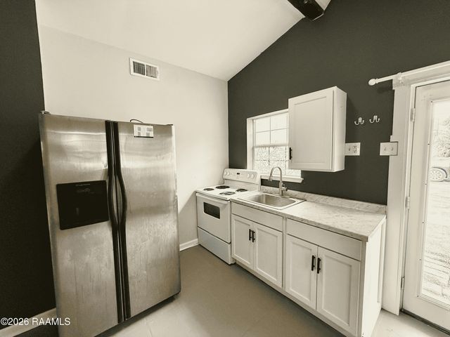 427 General Mouton Avenue D, Lafayette, LA 70501