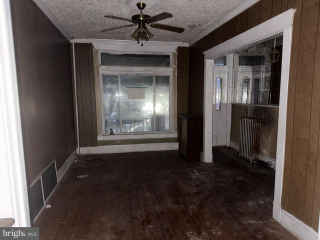 2 BENKERT AVE, Baltimore, MD 21229