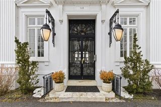 553 Bellevue Avenue 6, Newport, RI 02840