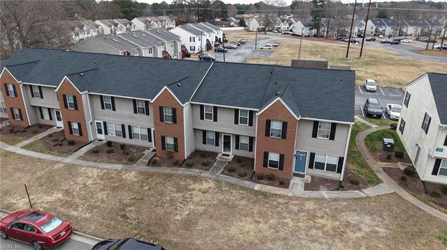 3529 Clover Meadows DR, Chesapeake, VA 23321