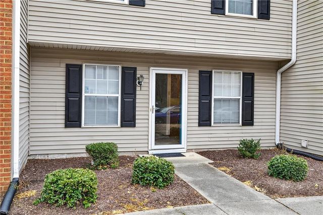 3529 Clover Meadows DR, Chesapeake, VA 23321