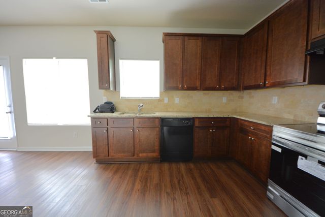 4340 Traipse Path, Ellenwood, GA 30294