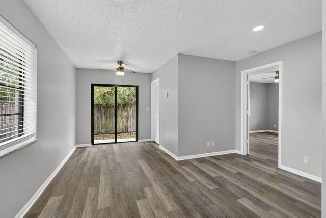 4726 Summit Boulevard, West Palm Beach, FL 33415