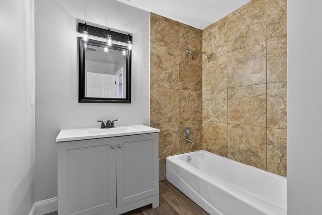 4726 Summit Boulevard, West Palm Beach, FL 33415