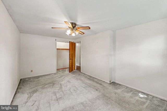 815 FAIRVIEW RD, Carlisle, PA 17013