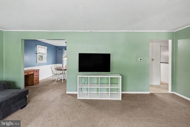 815 FAIRVIEW RD, Carlisle, PA 17013