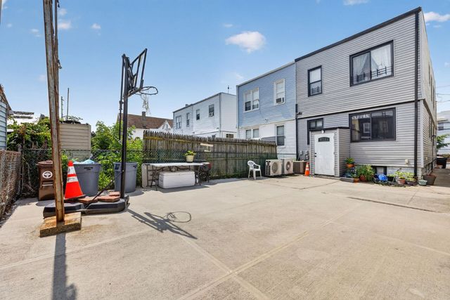 1269 E 94th Street, New York City, NY 11236