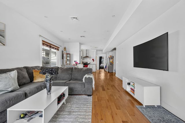 1269 E 94th Street, New York City, NY 11236