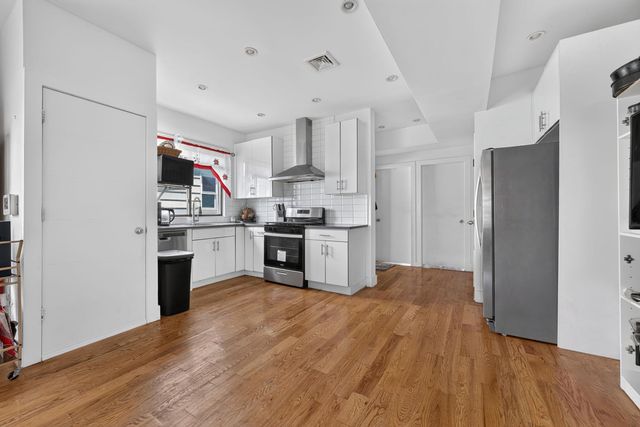 1269 E 94th Street, New York City, NY 11236