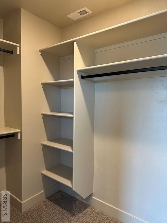 Image 18 of property listing at 733 Rustic Road, Pocatello, ID 83201