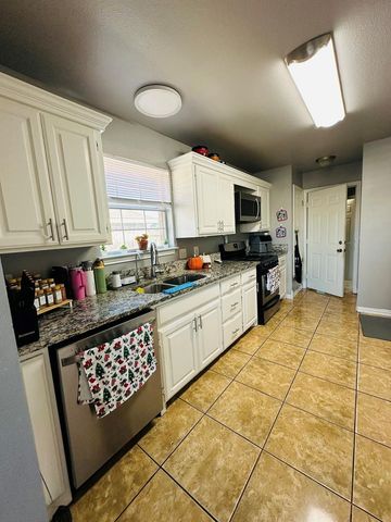 1229 W Clements, Odessa, TX 79763