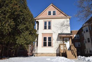 3002 W Kilbourn AVENUE, Milwaukee, WI 53208