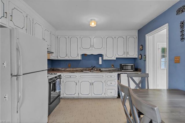 416 Keith CT, Chesapeake, VA 23325