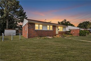 416 Keith CT, Chesapeake, VA 23325