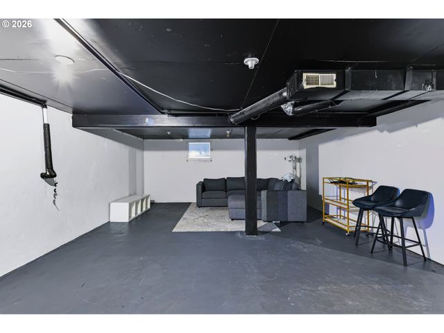 716 N ALBERTA St, Portland, OR 97217