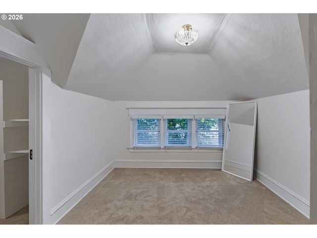 716 N ALBERTA St, Portland, OR 97217